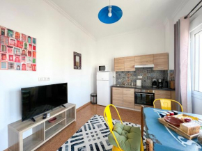 SOHO Artsy 55sq meters apt. with Acropolis view